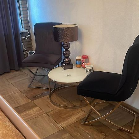 Private Room In The Centre Of Tilburg Exterior photo