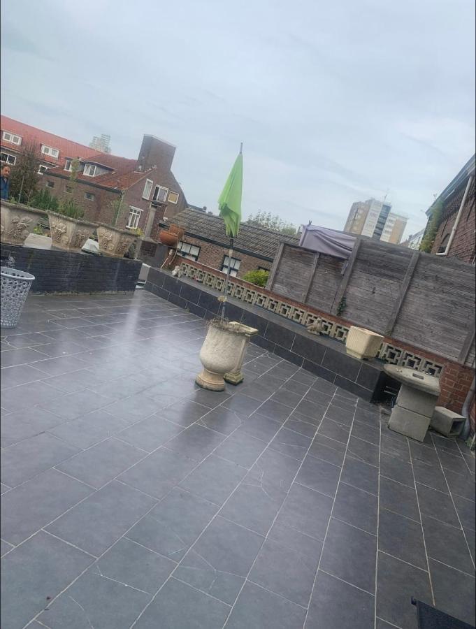Private Room In The Centre Of Tilburg Exterior photo